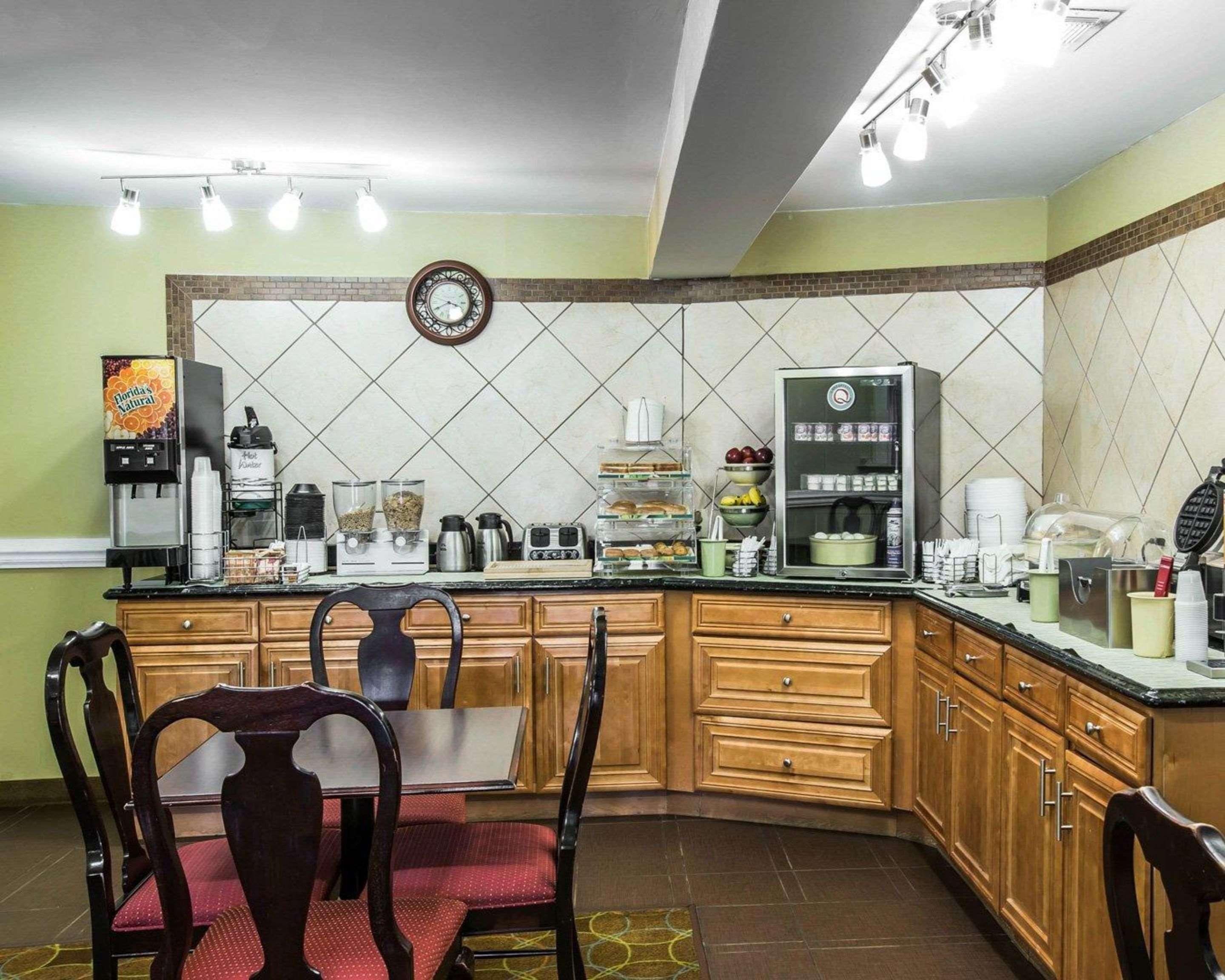 Quality Inn Greenwood Hwy 25 Ngoại thất bức ảnh
